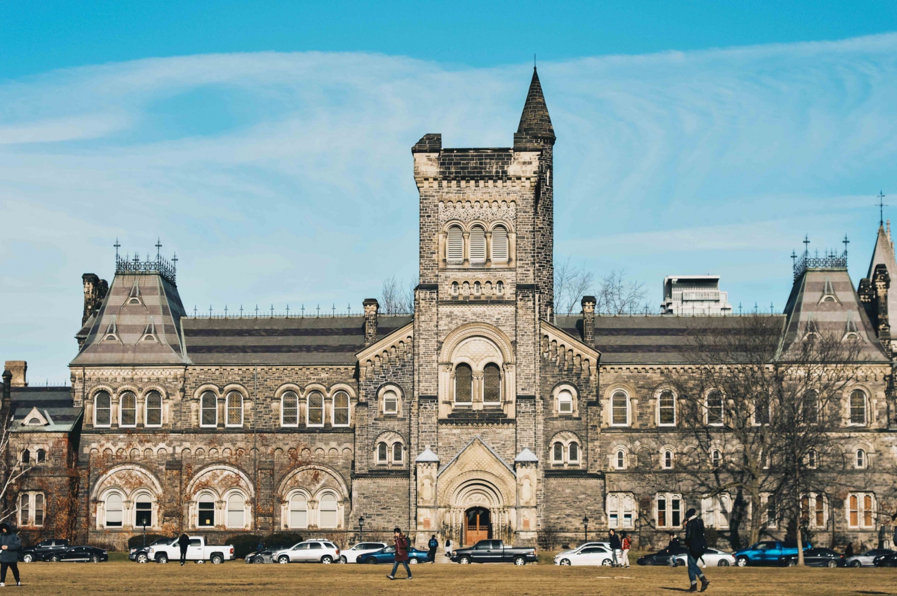 Đại học Toronto - Đại học công lập hàng đầu tại Canada